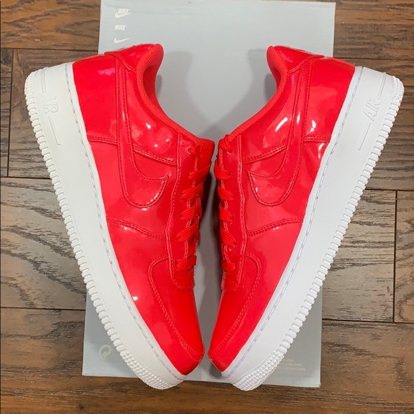 NIKE AIR FORCE 1 LV8 UV (GS) Siren Red/Siren Red-W - Picture 15 of 16
